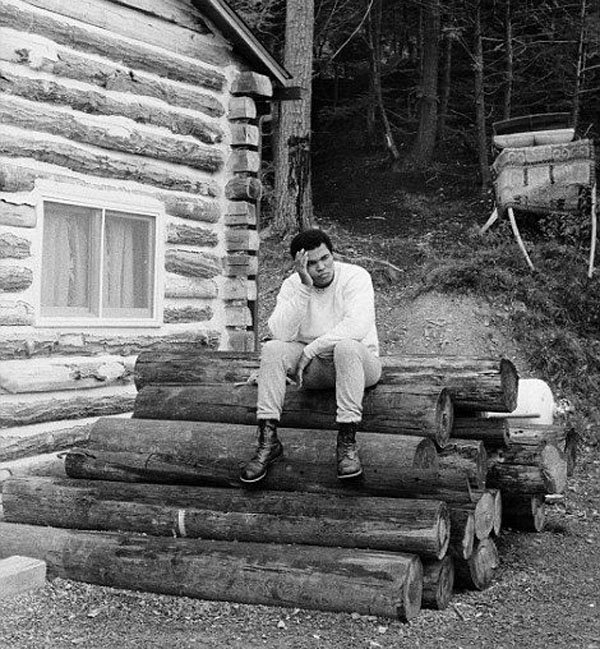 Rare photo of Muhammad Ali training.