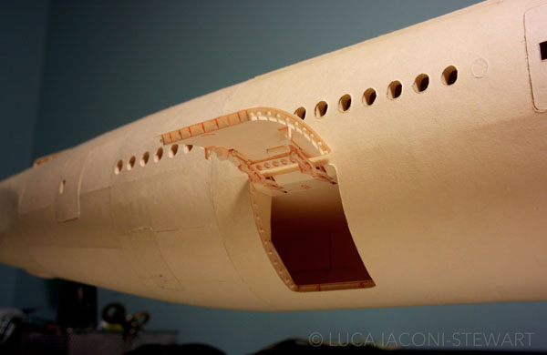 Luca Iaconi-Stewart's Mind-Blowing Model Airplane (Photos and Video)