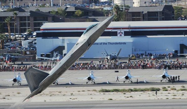 40 Cool Pics of a fighter jet taking off from the runway in front of a crowd, just to make your day.
