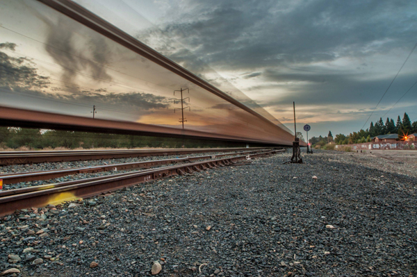 Plenty of cool pics brightening your Saturday as a train travels down the tracks.