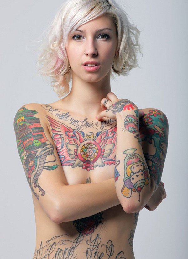 Hot girls with tats. (13)