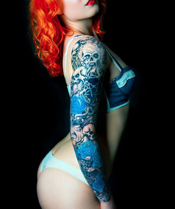 Beautiful women with sexy tattoos. (7)