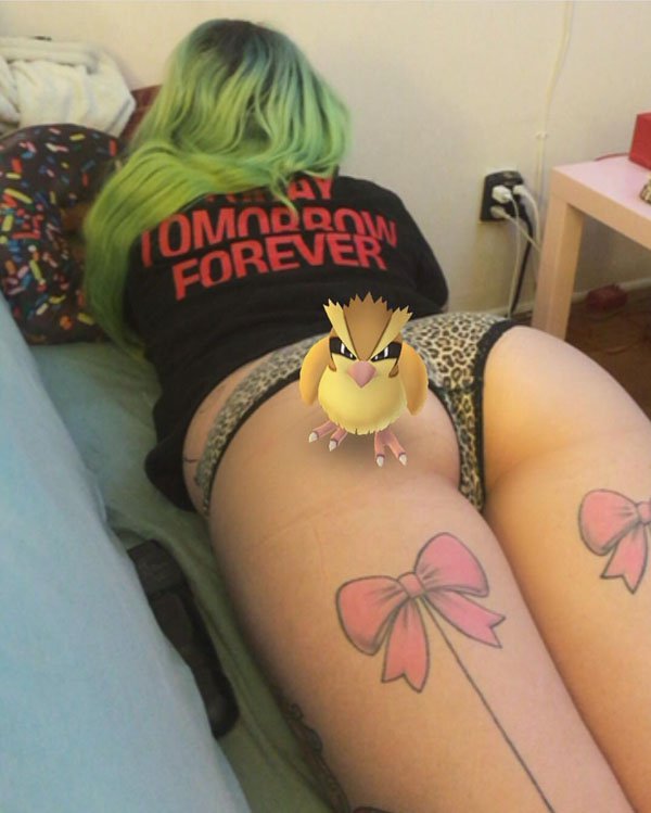 Sexy NSFW Pokemon Go Photos. (5)