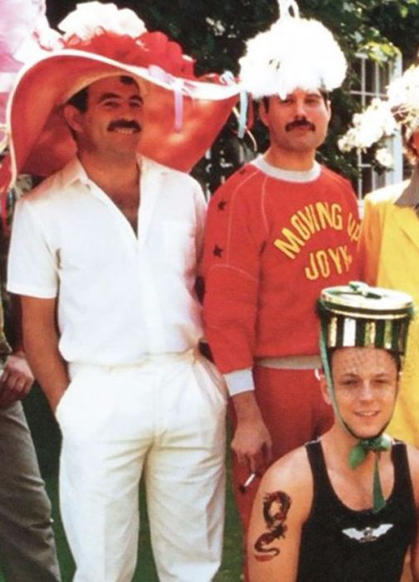 Freddie Mercury and His Last Partner Jim Hutton. (9)