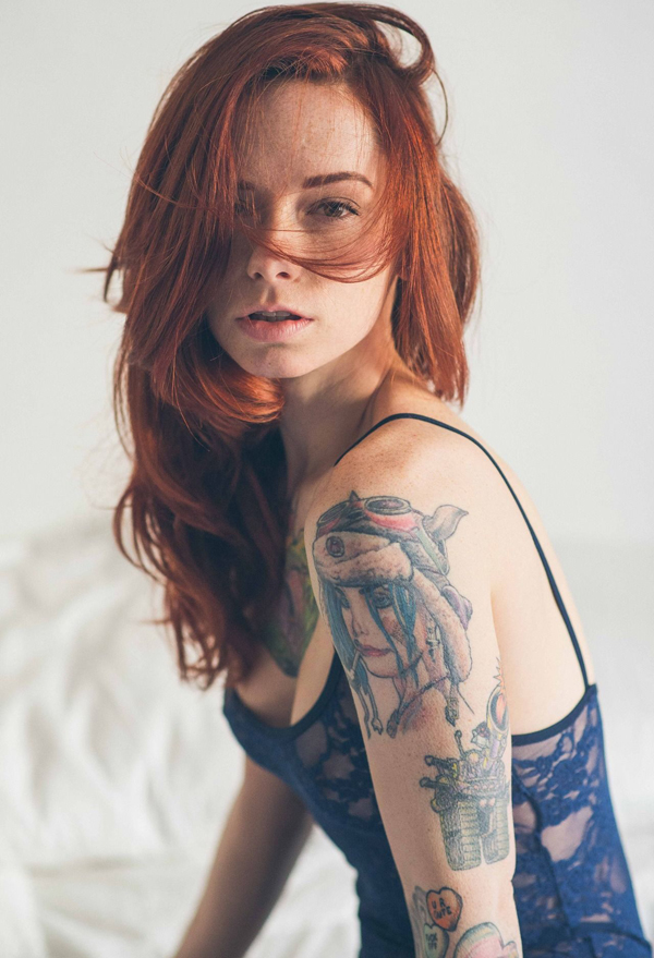 The hottest girls with tattoos and body art. (47)