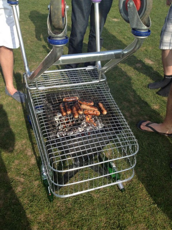 A great idea for bbq with a shopping cart.