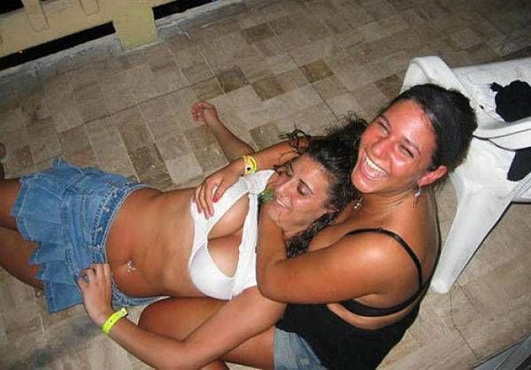 The best drunk girls pics on the internet. (1)