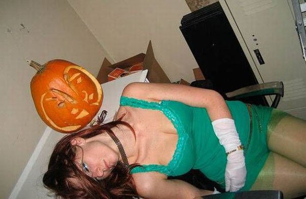 The best drunk girl pics on the internet. (13)