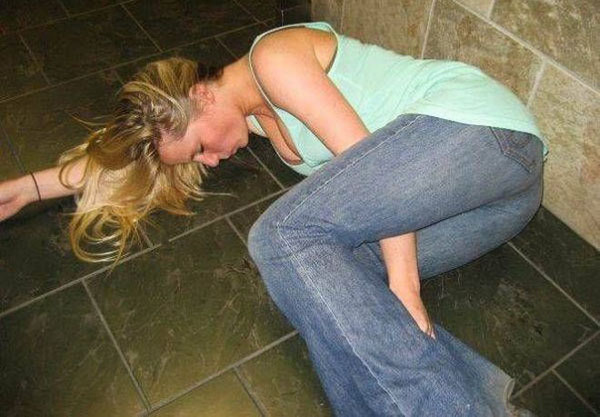 The best drunk girl pics on the internet. (22)