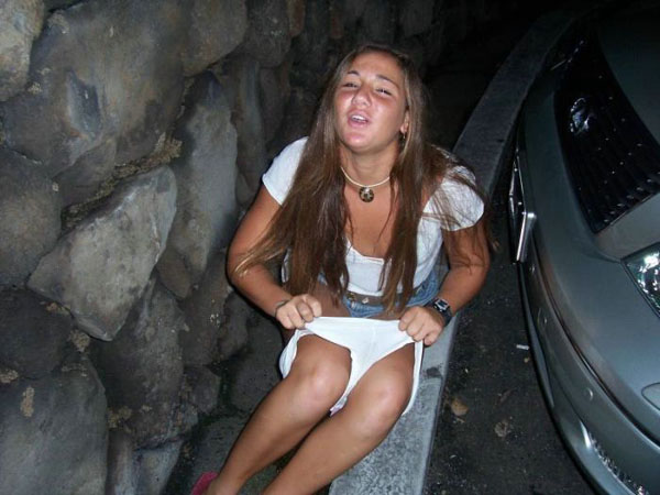 The best drunk girl pics on the internet. (28)